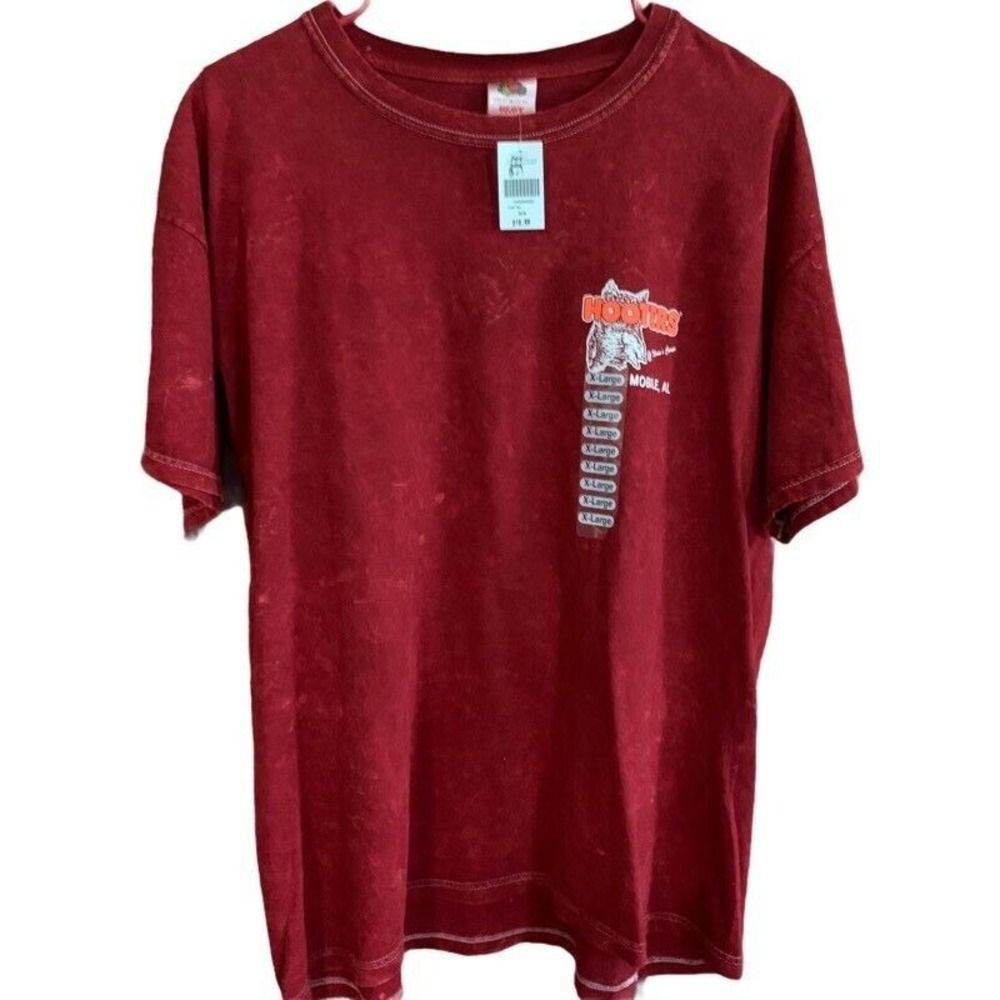 Hooters Mens Fruit Of The Loom Cool T-Shirt Red Tillmans Corner Mobile AI XL New